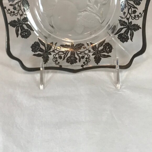 Vintage Silver Overlay Glass Embossed Fruits Service Plate - Picture 4 of 7